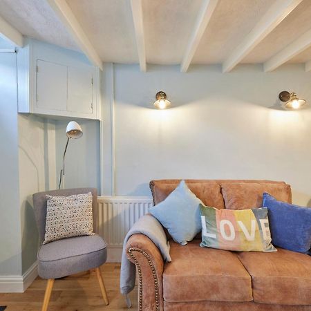 Host & Stay - Honey Cottage Hinderwell Esterno foto