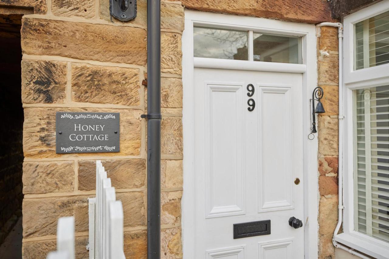Host & Stay - Honey Cottage Hinderwell Esterno foto