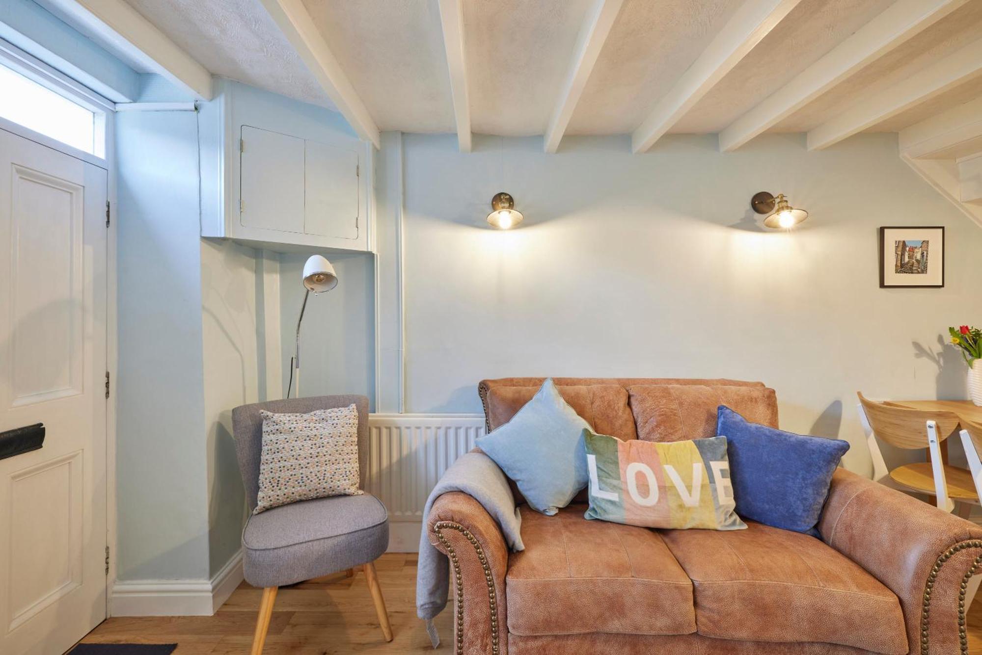 Host & Stay - Honey Cottage Hinderwell Esterno foto